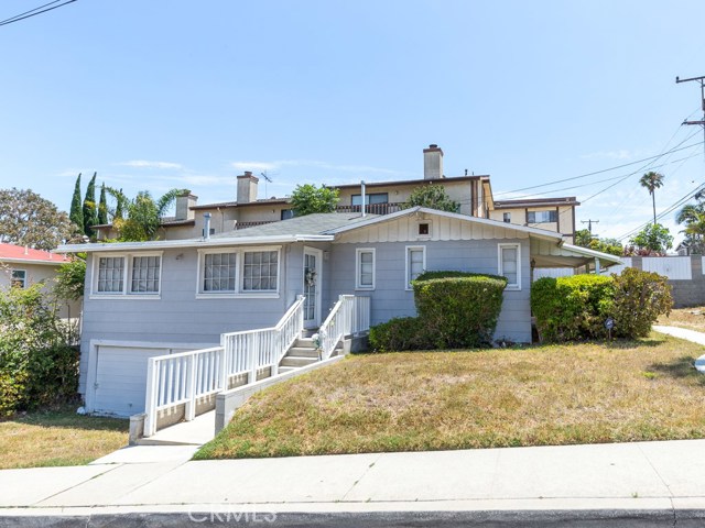 2101 Rockefeller Lane, Redondo Beach, California 90278, 2 Bedrooms Bedrooms, ,1 BathroomBathrooms,Residential,Sold,Rockefeller,SB19174317