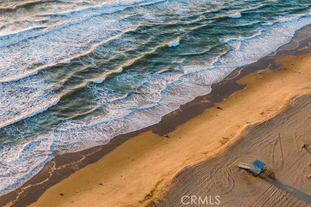 521 13th Street, Manhattan Beach, California 90266, 3 Bedrooms Bedrooms, ,1 BathroomBathrooms,Residential,Sold,13th,PW19054857