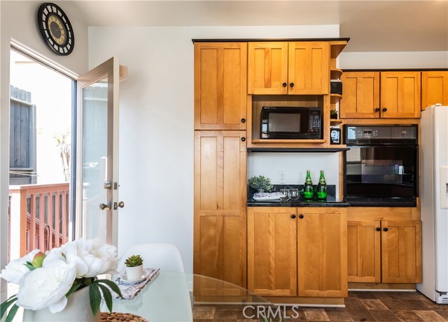 205 40th Street, Manhattan Beach, California 90266, 2 Bedrooms Bedrooms, ,1 BathroomBathrooms,Residential,Sold,40th,SB20076163