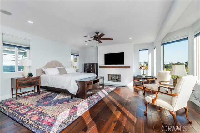 3304 Poinsettia Avenue, Manhattan Beach, California 90266, 5 Bedrooms Bedrooms, ,2 BathroomsBathrooms,Residential,Sold,Poinsettia,SB20035052