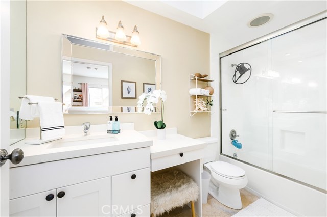 2705 Mathews Avenue, Redondo Beach, California 90278, 3 Bedrooms Bedrooms, ,3 BathroomsBathrooms,Residential,Sold,Mathews,OC21017528