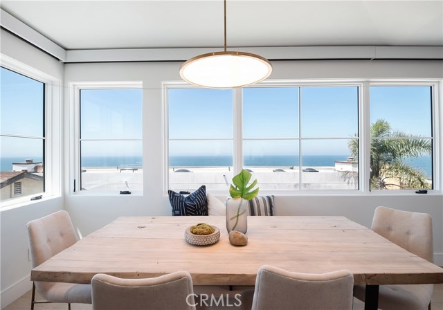 232 17th Street, Manhattan Beach, California 90266, 4 Bedrooms Bedrooms, ,1 BathroomBathrooms,Residential,Sold,17th,SB20151551