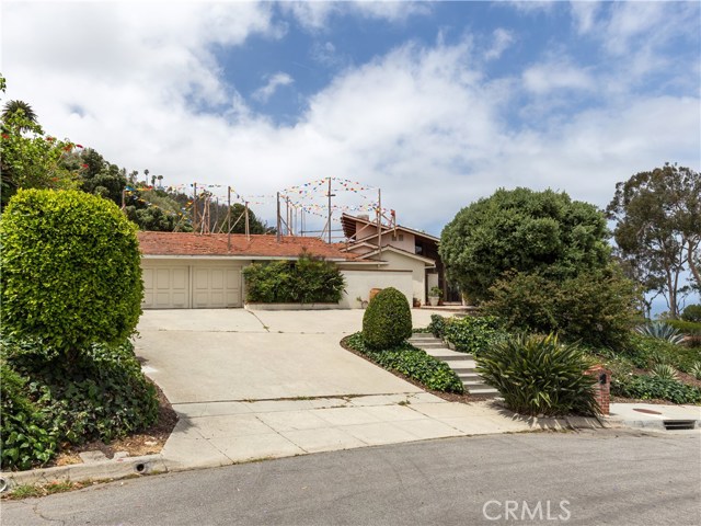 2812 Via Campesina, Palos Verdes Estates, California 90274, 5 Bedrooms Bedrooms, ,3 BathroomsBathrooms,Residential,Sold,Via Campesina,SB17167699