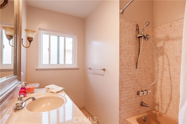 27612 Tarrasa Drive, Rancho Palos Verdes, California 90275, 4 Bedrooms Bedrooms, ,3 BathroomsBathrooms,Residential,Sold,Tarrasa,SB17245146