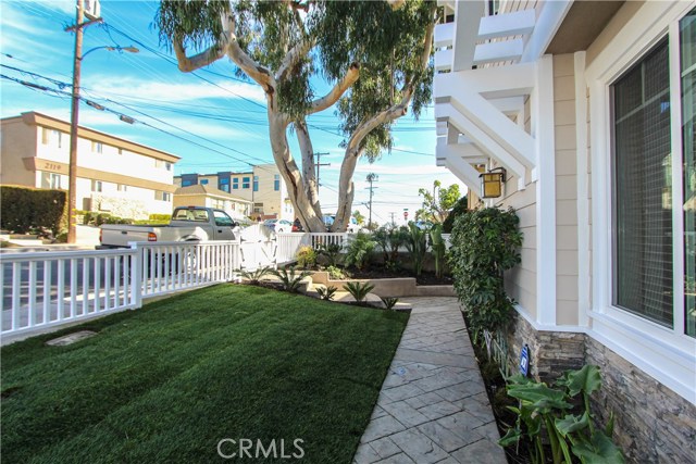 2116 Carnegie Lane, Redondo Beach, California 90278, 3 Bedrooms Bedrooms, ,2 BathroomsBathrooms,Residential,Sold,Carnegie,PW18018181