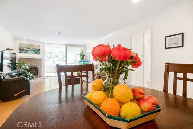 428 Esplanade, Redondo Beach, California 90277, 3 Bedrooms Bedrooms, ,2 BathroomsBathrooms,Residential,Sold,Esplanade,SB18127217