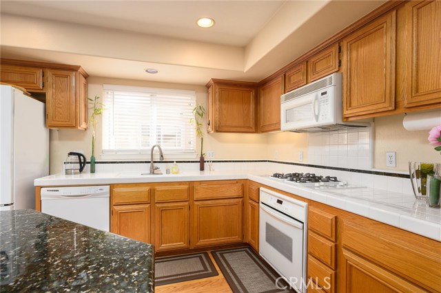 1732 Ruxton Lane, Redondo Beach, California 90278, 3 Bedrooms Bedrooms, ,2 BathroomsBathrooms,Residential,Sold,Ruxton,SB19252536