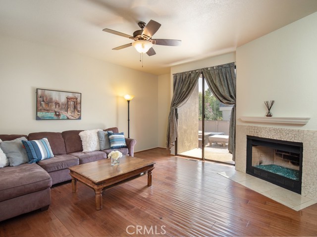 2115 Farrell Avenue, Redondo Beach, California 90278, 3 Bedrooms Bedrooms, ,1 BathroomBathrooms,Residential,Sold,Farrell,SB18148131
