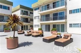 1600 Ardmore Avenue, Hermosa Beach, California 90254, 2 Bedrooms Bedrooms, ,2 BathroomsBathrooms,Residential,Sold,Ardmore,SB19126480