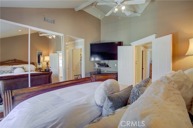 2403 Rockefeller Lane, Redondo Beach, California 90278, 3 Bedrooms Bedrooms, ,2 BathroomsBathrooms,Residential,Sold,Rockefeller,SB20237105