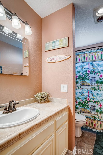 1916 Grant Avenue, Redondo Beach, California 90278, 3 Bedrooms Bedrooms, ,2 BathroomsBathrooms,Residential,Sold,Grant,SB21082917