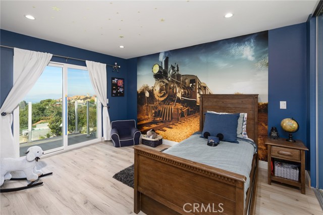 28805 Covecrest Drive, Rancho Palos Verdes, California 90275, 5 Bedrooms Bedrooms, ,1 BathroomBathrooms,Residential,Sold,Covecrest,PV19251959