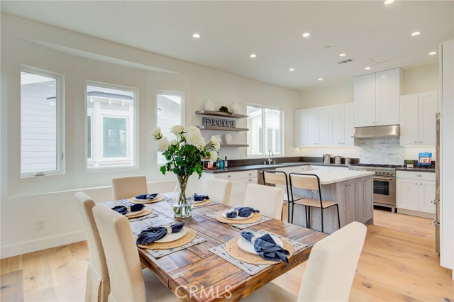 124 Guadalupe Avenue, Redondo Beach, California 90277, 3 Bedrooms Bedrooms, ,2 BathroomsBathrooms,Residential,Sold,Guadalupe,SB19041183