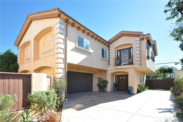 2218 Curtis Avenue, Redondo Beach, California 90278, 4 Bedrooms Bedrooms, ,2 BathroomsBathrooms,Residential,Sold,Curtis,PV19054508