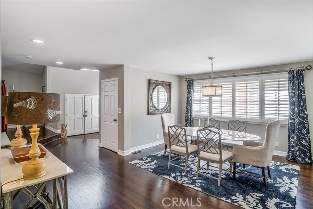 2301 Walnut Avenue, Manhattan Beach, California 90266, 4 Bedrooms Bedrooms, ,3 BathroomsBathrooms,Residential,Sold,Walnut,SB19070535