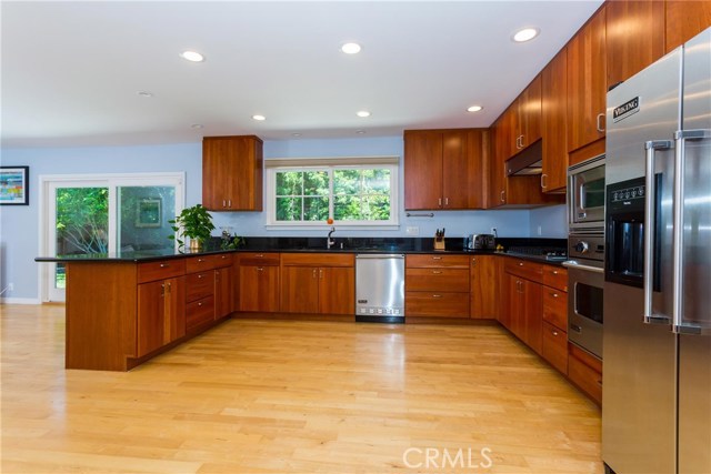 2229 Via Fernandez, Palos Verdes Estates, California 90274, 3 Bedrooms Bedrooms, ,1 BathroomBathrooms,Residential,Sold,Via Fernandez,PV18190690