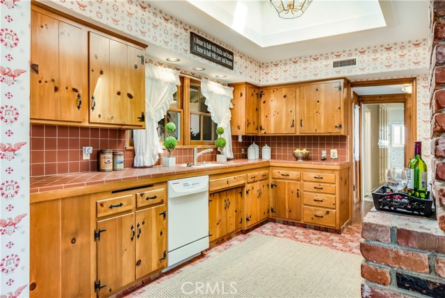 2621 Via Carrillo, Palos Verdes Estates, California 90274, 4 Bedrooms Bedrooms, ,2 BathroomsBathrooms,Residential,Sold,Via Carrillo,PV17070048