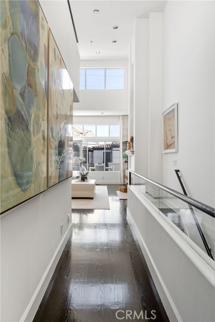 720 Manhattan Beach Boulevard, Manhattan Beach, California 90266, 2 Bedrooms Bedrooms, ,2 BathroomsBathrooms,Residential,Sold,Manhattan Beach,SB20242786