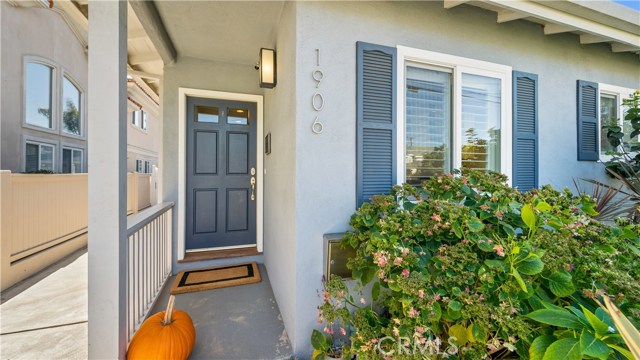 1906 Nelson Avenue, Redondo Beach, California 90278, 3 Bedrooms Bedrooms, ,2 BathroomsBathrooms,Residential,Sold,Nelson,SB21009016