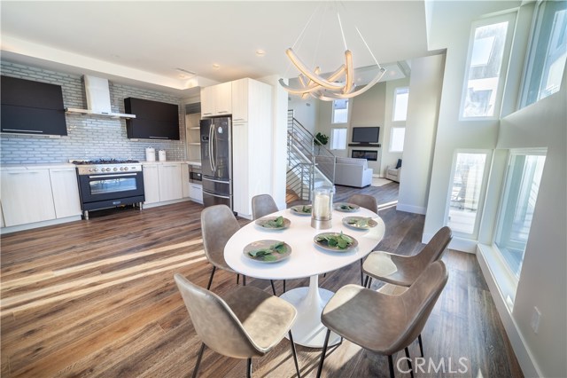 2713 Carnegie Lane, Redondo Beach, California 90278, 4 Bedrooms Bedrooms, ,4 BathroomsBathrooms,Residential,Sold,Carnegie,SB19228634