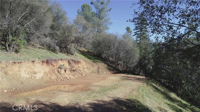 5541 Harris Cutoff Road