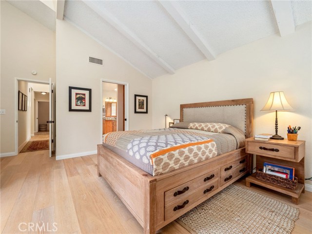 231 Irena Avenue, Redondo Beach, California 90277, 3 Bedrooms Bedrooms, ,1 BathroomBathrooms,Residential,Sold,Irena,SB20087245