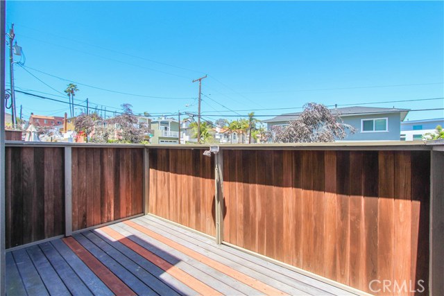 1006 Palm Lane, Redondo Beach, California 90278, 2 Bedrooms Bedrooms, ,2 BathroomsBathrooms,Residential,Sold,Palm,PW18131280