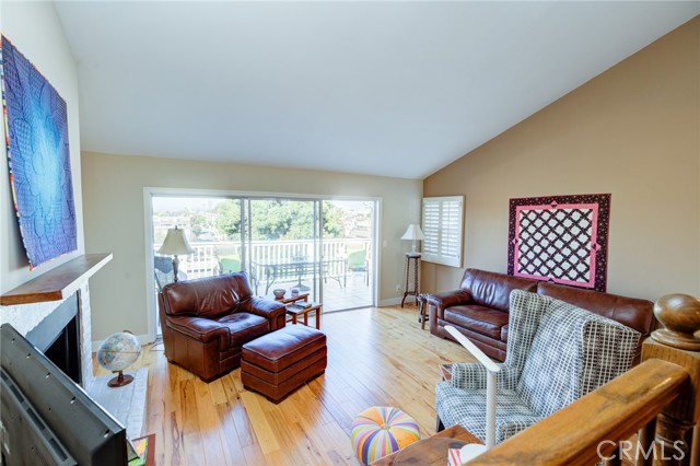 1607 Blossom Lane, Redondo Beach, California 90278, 3 Bedrooms Bedrooms, ,2 BathroomsBathrooms,Residential,Sold,Blossom,SB21041581