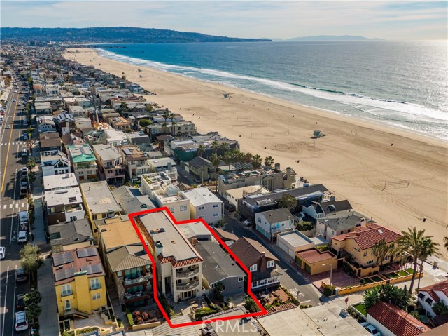 120 6th Street, Manhattan Beach, California 90266, 4 Bedrooms Bedrooms, ,3 BathroomsBathrooms,Residential,Sold,6th,SB20031178