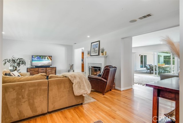 37 Shady Vista Road, Rolling Hills Estates, California 90274, 4 Bedrooms Bedrooms, ,3 BathroomsBathrooms,Residential,Sold,Shady Vista,PV21045833