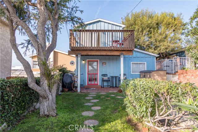 909 17th Street, Hermosa Beach, California 90254, ,Residential Income,Sold,17th,SB18014958