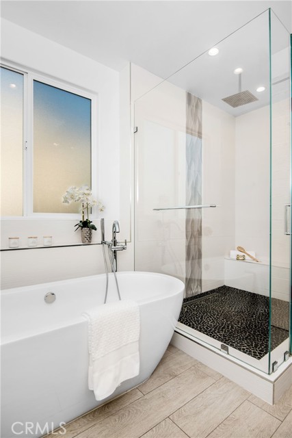 2204 Bataan Road, Redondo Beach, California 90278, 4 Bedrooms Bedrooms, ,4 BathroomsBathrooms,Residential,Sold,Bataan,SB21148388