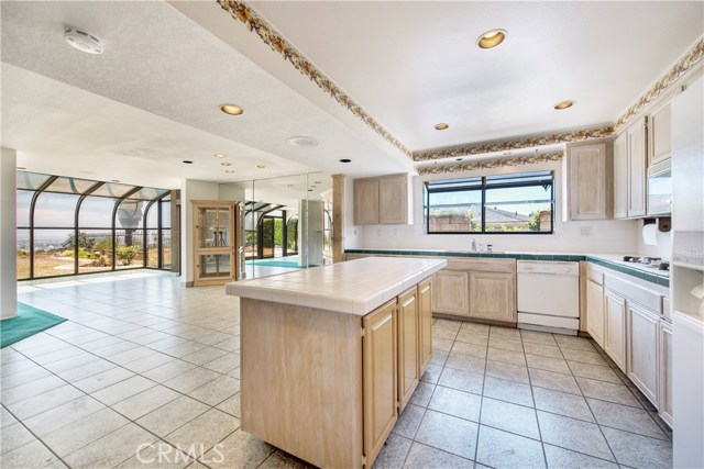 1958 Peninsula Verde Drive, Rancho Palos Verdes, California 90275, 3 Bedrooms Bedrooms, ,3 BathroomsBathrooms,Residential,Sold,Peninsula Verde,SB18162942
