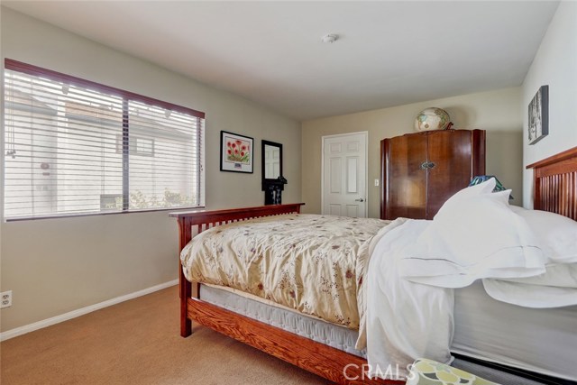 105 Irena Avenue, Redondo Beach, California 90277, 3 Bedrooms Bedrooms, ,3 BathroomsBathrooms,Residential,Sold,Irena,SB18189275