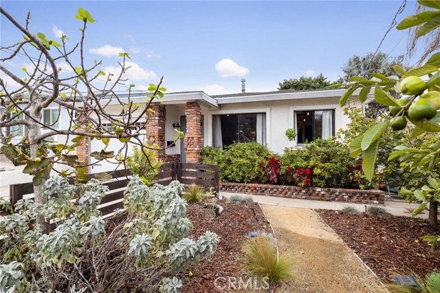 1708 Spreckels Lane, Redondo Beach, California 90278, 3 Bedrooms Bedrooms, ,2 BathroomsBathrooms,Residential,Sold,Spreckels,SB20220711