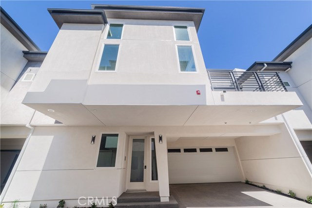 2715 Carnegie Lane, Redondo Beach, California 90278, 4 Bedrooms Bedrooms, ,4 BathroomsBathrooms,Residential,Sold,Carnegie,SB19176432