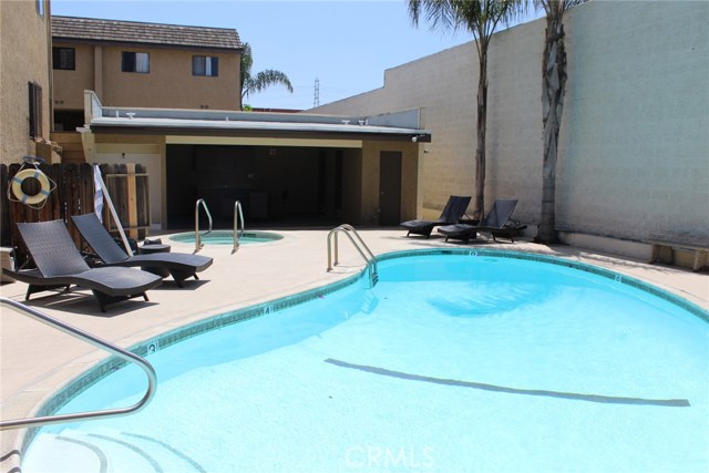 2308 Mathews Avenue, Redondo Beach, California 90278, 3 Bedrooms Bedrooms, ,2 BathroomsBathrooms,Residential,Sold,Mathews,OC18152934