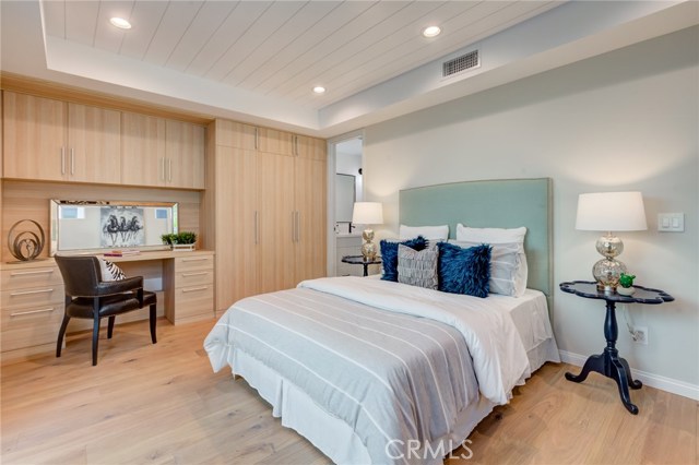 1711 Haynes Lane, Redondo Beach, California 90278, 3 Bedrooms Bedrooms, ,4 BathroomsBathrooms,Residential,Sold,Haynes,PV19232617