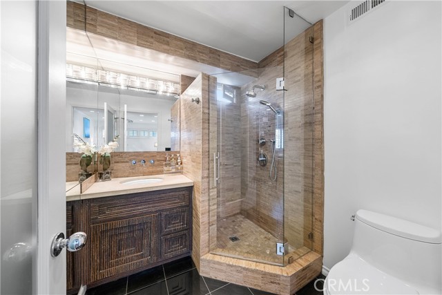 712 Highland Avenue, Manhattan Beach, California 90266, 3 Bedrooms Bedrooms, ,4 BathroomsBathrooms,Residential,Sold,Highland,SB21087613