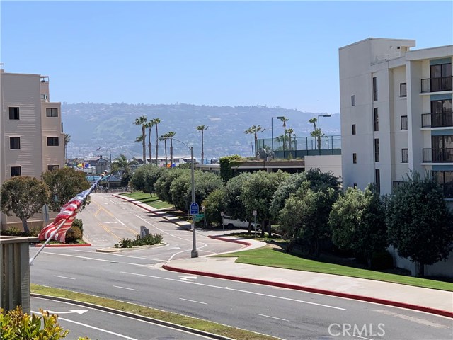 324 Catalina Avenue, Redondo Beach, California 90277, 2 Bedrooms Bedrooms, ,1 BathroomBathrooms,Residential,Sold,Catalina,SB19092970