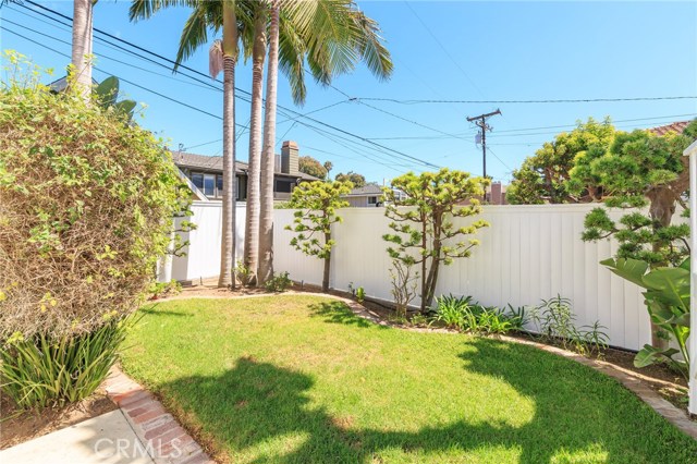 3108 Poinsettia Avenue, Manhattan Beach, California 90266, 3 Bedrooms Bedrooms, ,3 BathroomsBathrooms,Residential,Sold,Poinsettia,SB19026321