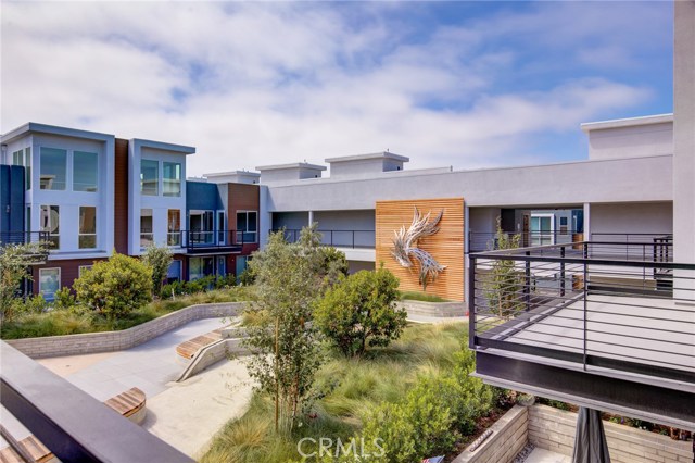 1920 Pacific Coast Highway, Redondo Beach, California 90277, 1 Bedroom Bedrooms, ,1 BathroomBathrooms,Residential,Sold,Pacific Coast Highway,OC20103454