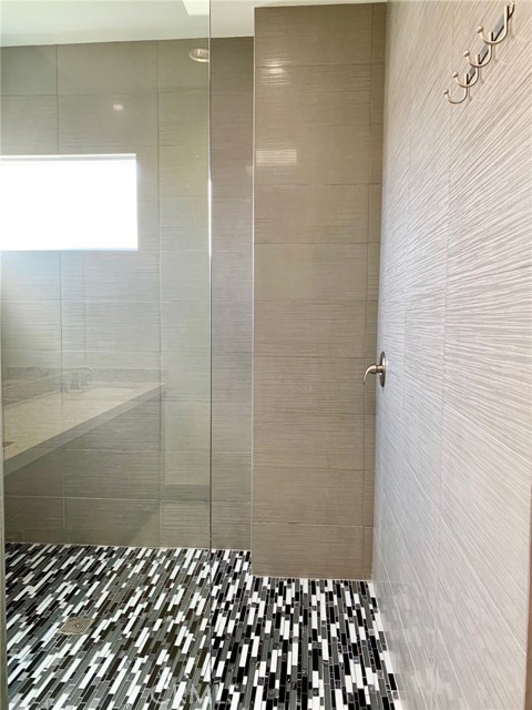 1933 Gates Avenue, Redondo Beach, California 90278, 4 Bedrooms Bedrooms, ,3 BathroomsBathrooms,Residential,Sold,Gates,SB21164757