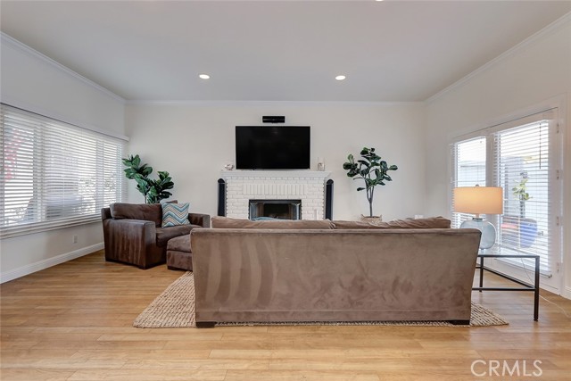 2413 Harriman Lane, Redondo Beach, California 90278, 3 Bedrooms Bedrooms, ,1 BathroomBathrooms,Residential,Sold,Harriman,SB21054832