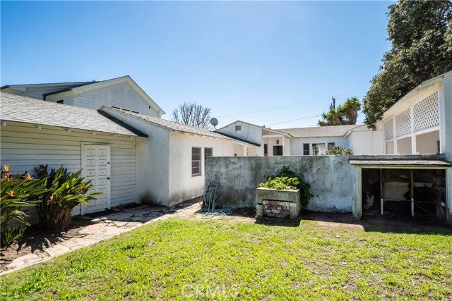 855 17th Street, Manhattan Beach, California 90266, 3 Bedrooms Bedrooms, ,1 BathroomBathrooms,Residential,Sold,17th,SB20069688