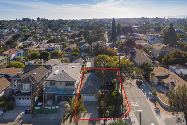 2617 Oak Avenue, Manhattan Beach, California 90266, 3 Bedrooms Bedrooms, ,1 BathroomBathrooms,Residential,Sold,Oak,SB21114523