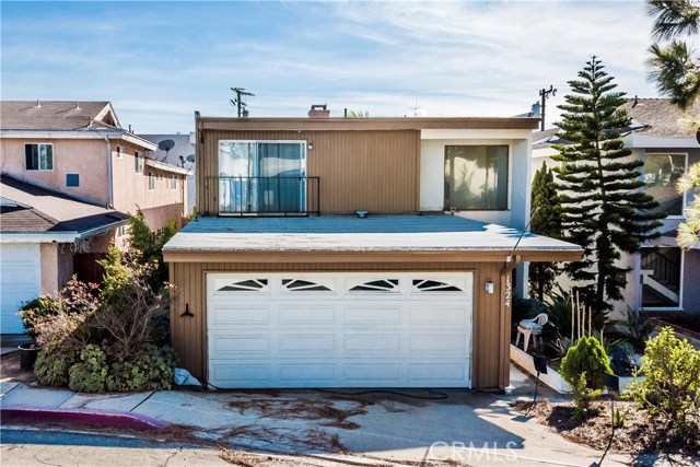 1324 Amethyst Street, Redondo Beach, California 90277, ,Residential Income,Sold,Amethyst,SB18287413