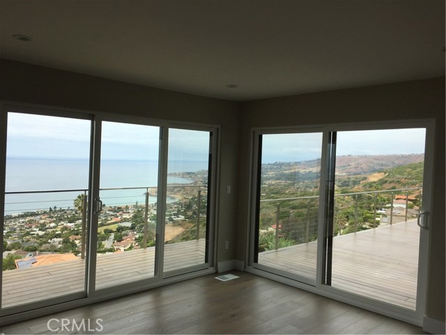 3674 Cliffsite Drive, Palos Verdes Peninsula, California 90275, 4 Bedrooms Bedrooms, ,5 BathroomsBathrooms,Residential,Sold,Cliffsite,OC17119645