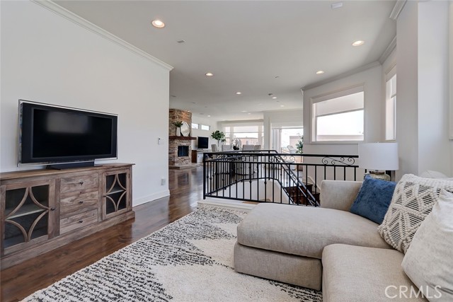 3612 Alma Avenue, Manhattan Beach, California 90266, 4 Bedrooms Bedrooms, ,4 BathroomsBathrooms,Residential,Sold,Alma,SB21161742