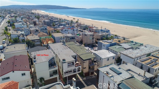 128 1st Place, Manhattan Beach, California 90266, 3 Bedrooms Bedrooms, ,1 BathroomBathrooms,Residential,Sold,1st,SB18034963